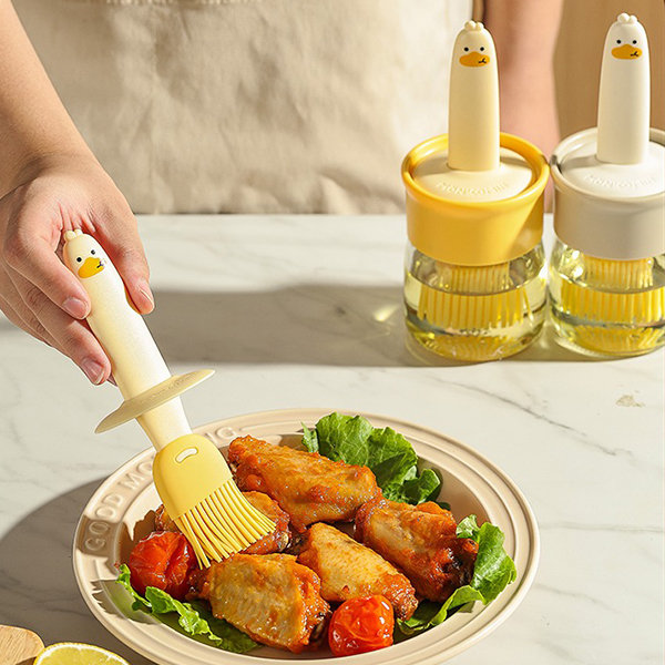 CUTE DUCK OIL BRUSH BOTTLE