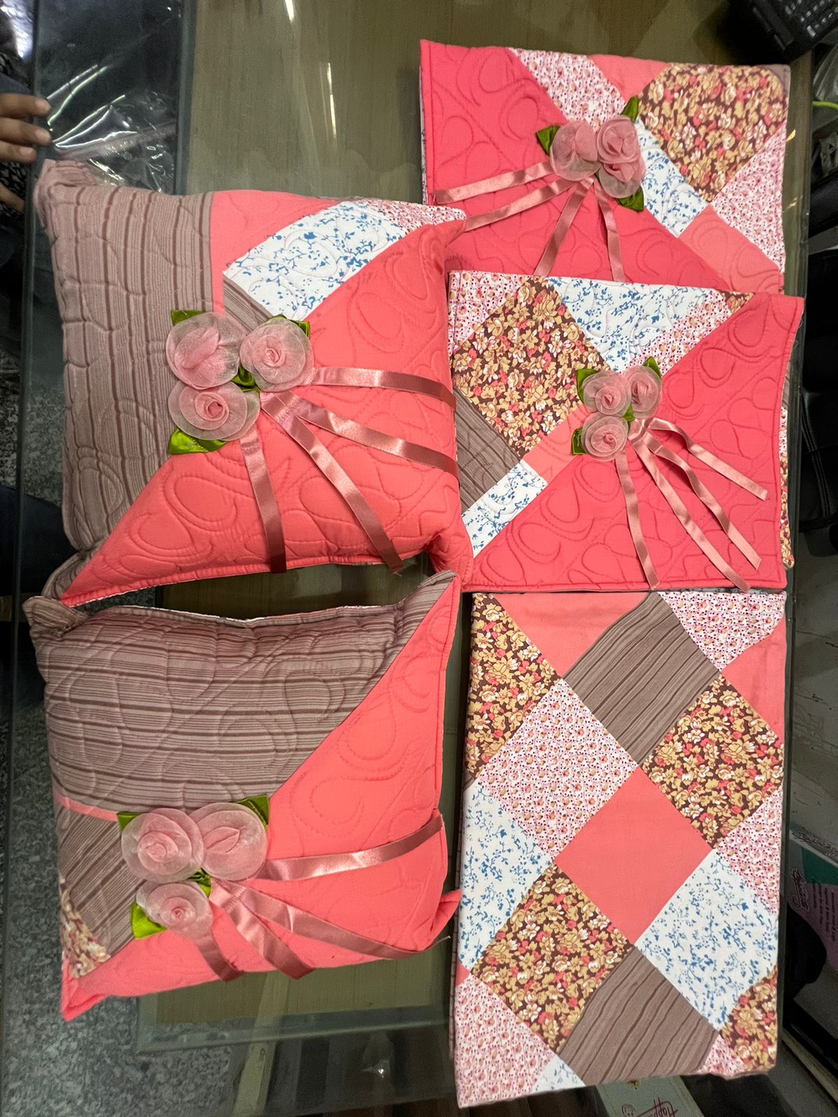 FLOWER BEDSHEET (1 BEDSHEET 2 CUSHION 2 PILLOW COVER)