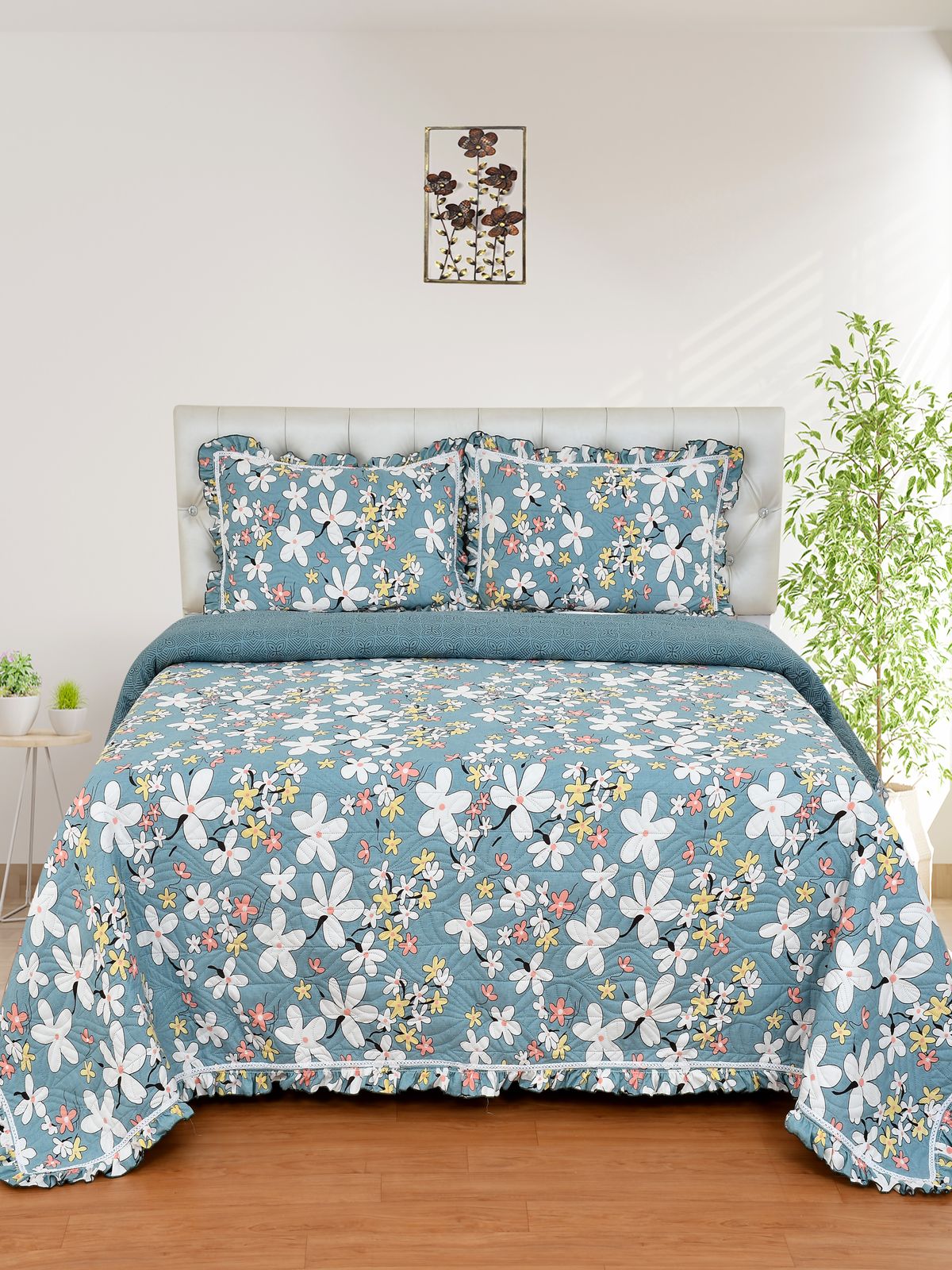 ULTRASONIC BED COVER SET (2 PILLOW COVER 1 AC BLANKET)
