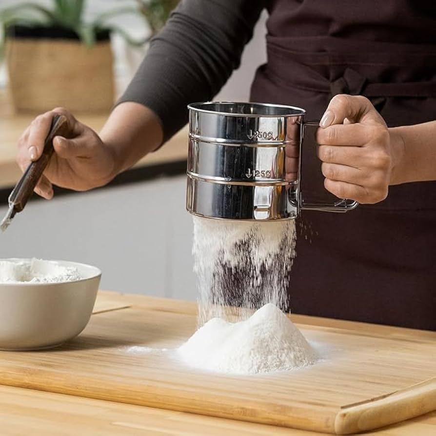 STEEL FLOUR SIFTER