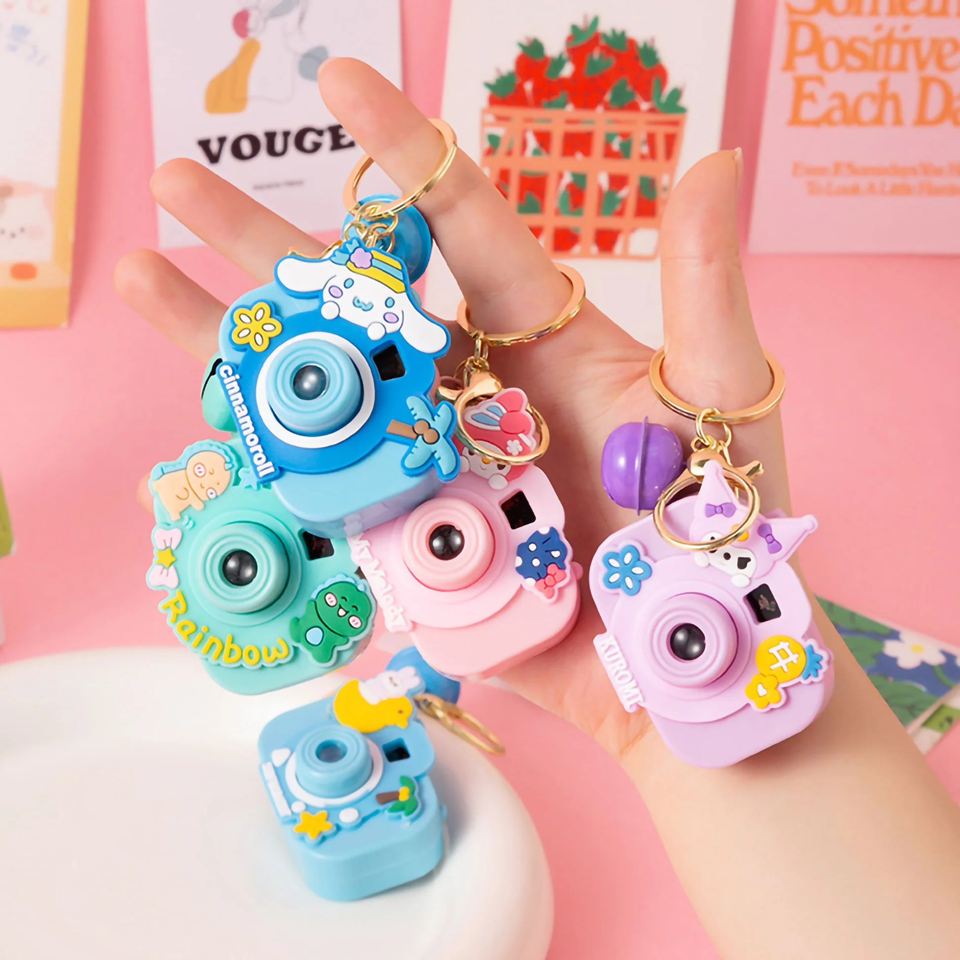 KEYCHAIN WITH PROJECTOR (2 PC SET)