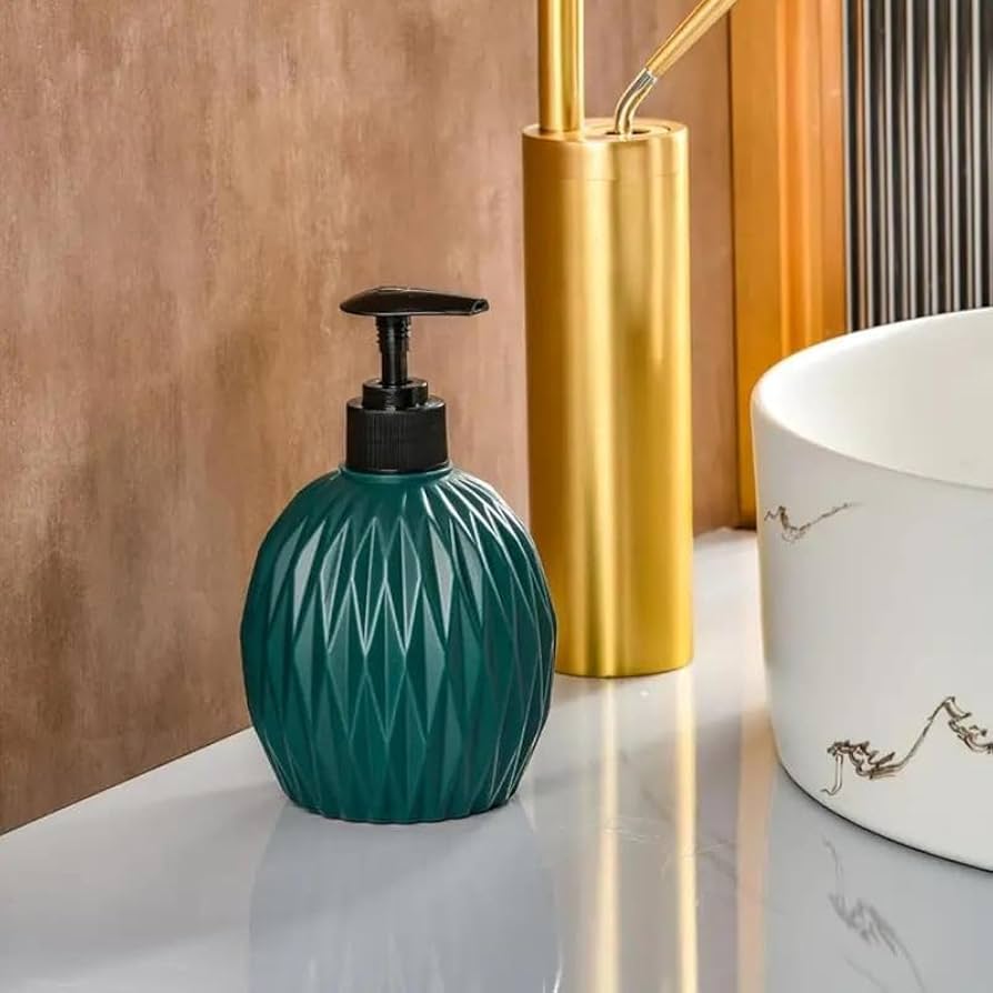 LIGHT DIAMOND SOAP DISPENSER