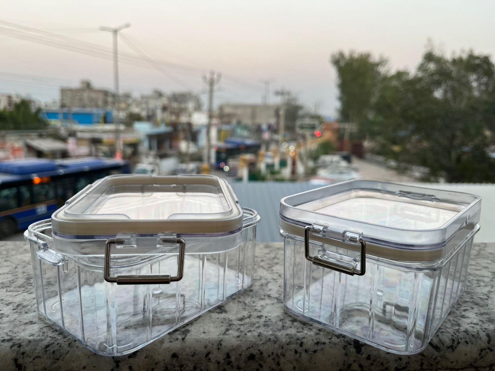 TRANSPARENT CONTAINER 300 ML